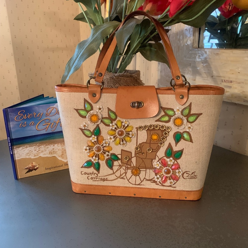 VINTAGE, Enid Collins original COLLINS OF TEXAS jeweled handbag RARE wooden base